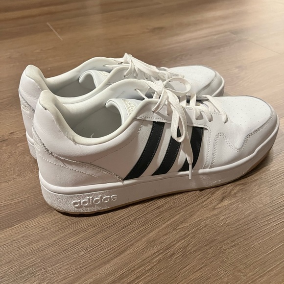 White and black adidas sneakers size 14. - Picture 5 of 5